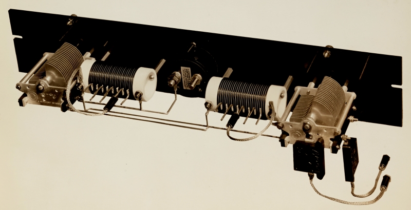 2A Antenna Tuner, rear